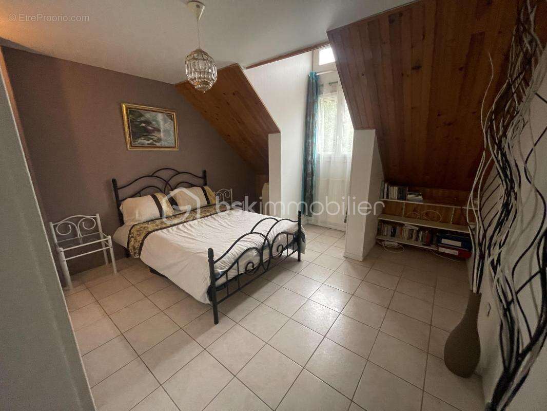 Maison à ROISSY-EN-BRIE