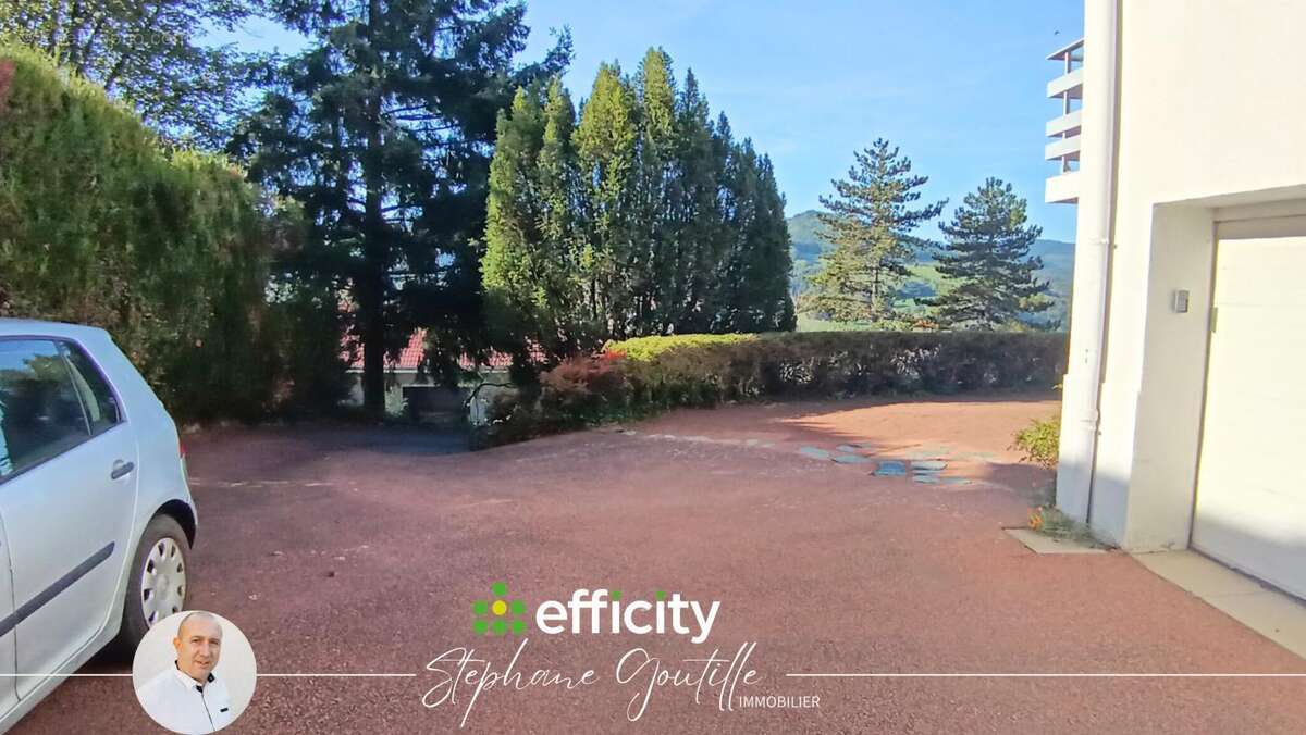 Maison 184 m² à Tarare  - photo 10