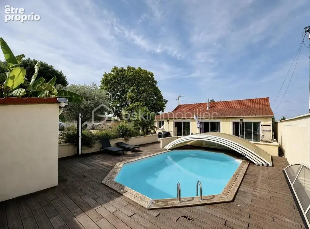 Maison de plain-pied avec piscine et terrain de 1 039 m² – Gastins - photo 13
