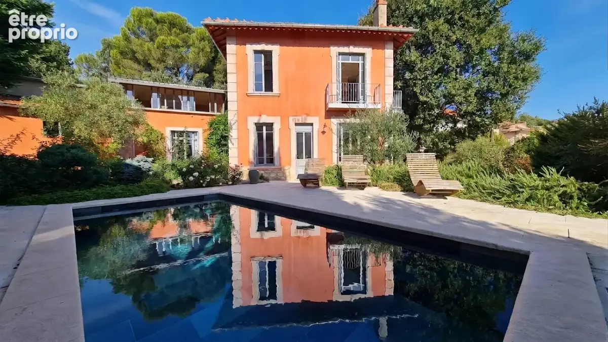 Photo Maison à Villeneuve-Les-Avignon au prix de 995 000€