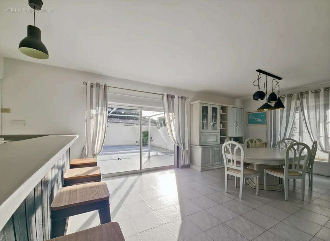 Maison à SAINTE-MARIE-DE-RE