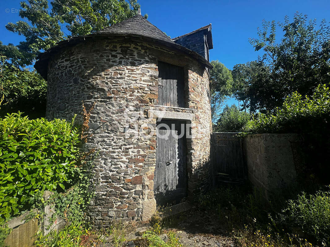 Maison à DOL-DE-BRETAGNE