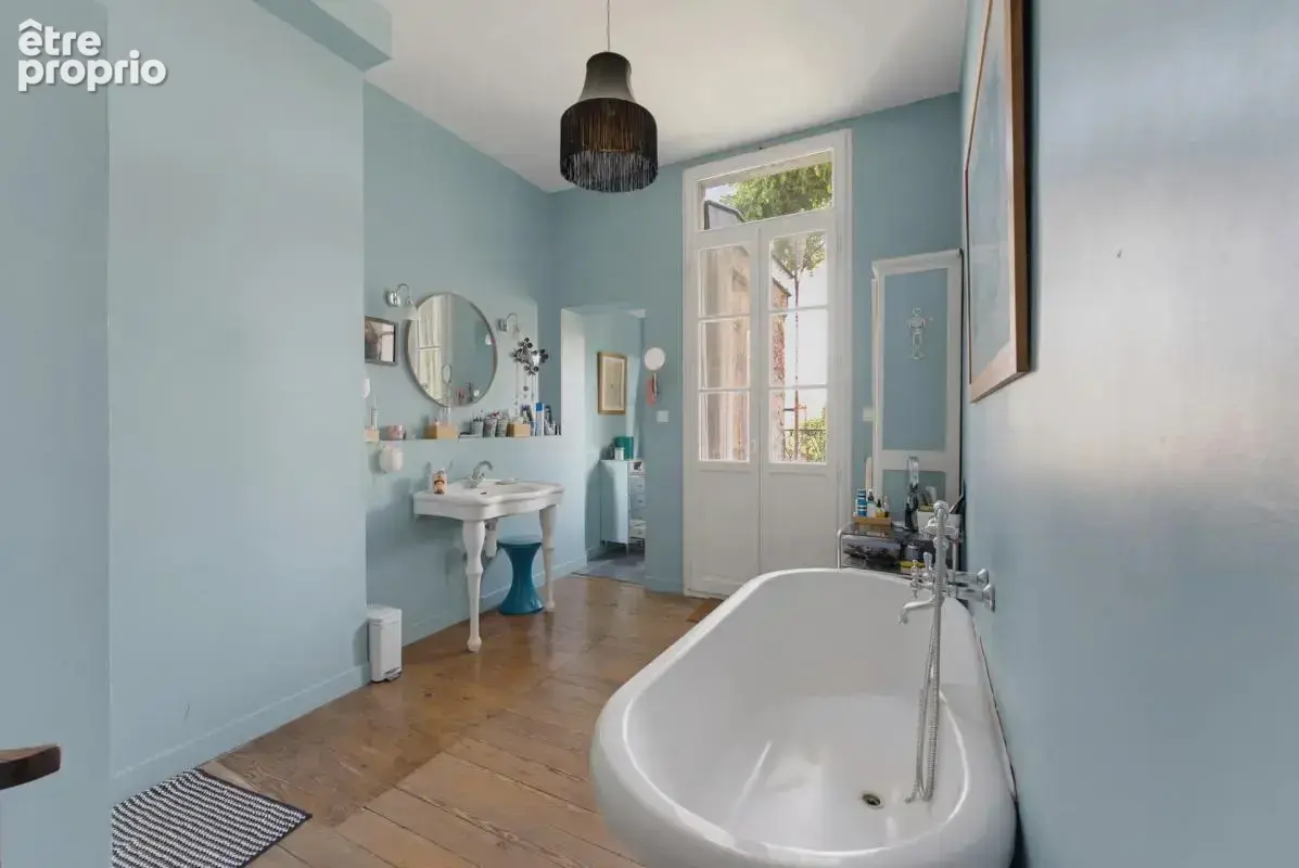 Maison de 10 pièces de 250 m² à Bordeaux - photo 14