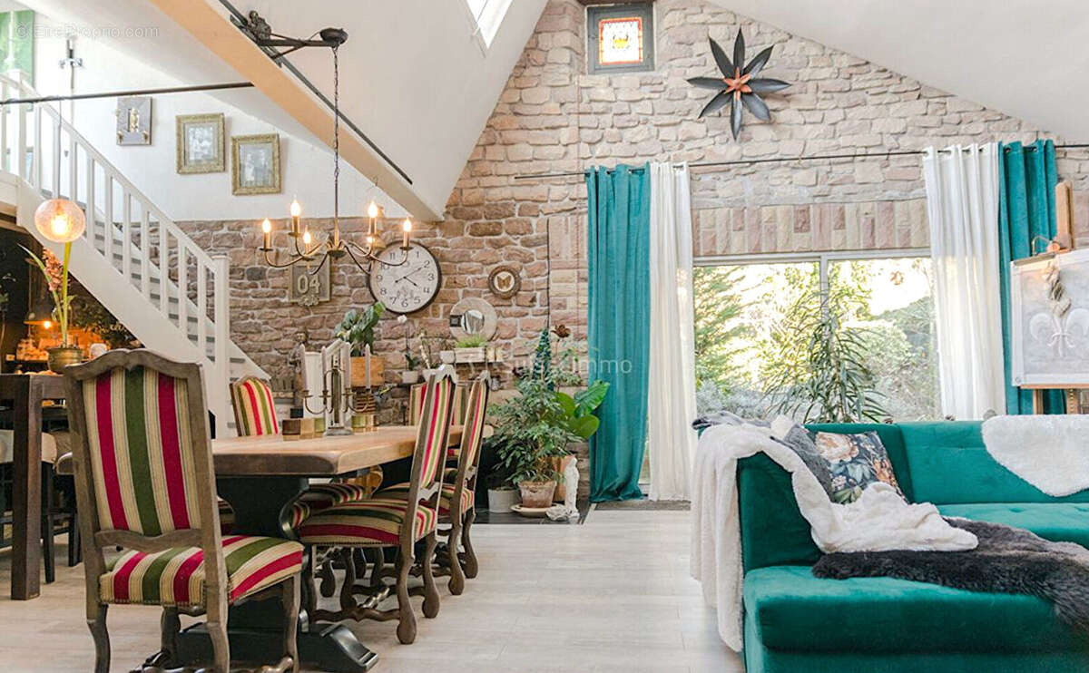 Maison à LUXEUIL-LES-BAINS