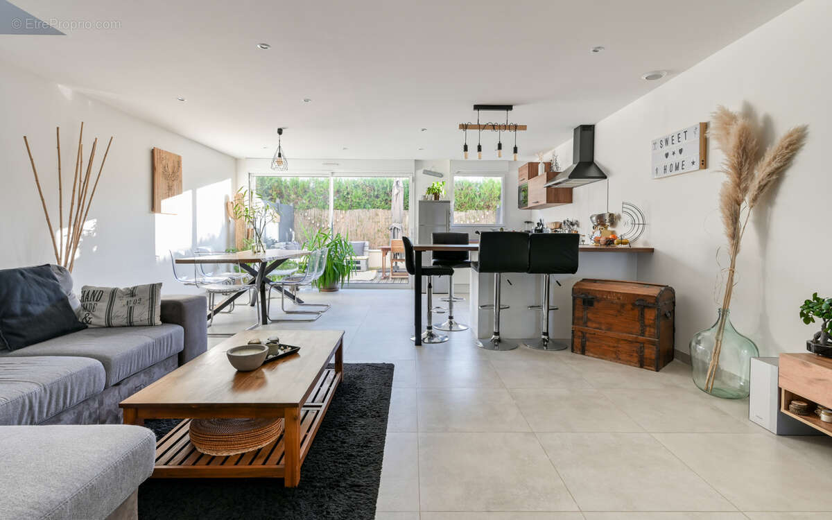 Appartement à BRINDAS