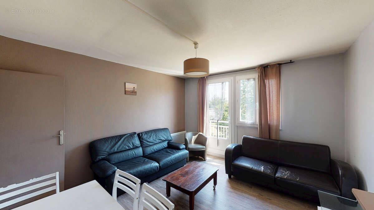 Appartement à VILLENAVE-D'ORNON