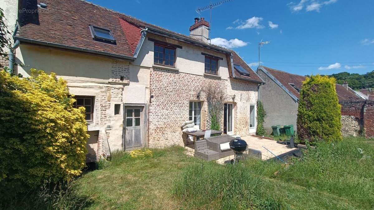 49314493b.jpg - Maison à MERU