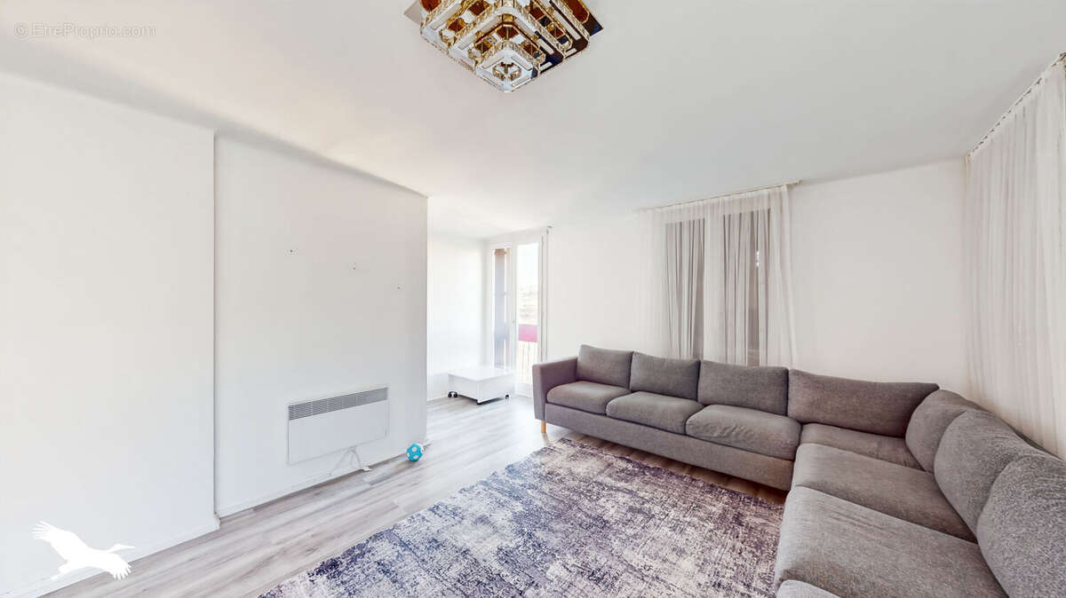 Appartement à MARSEILLE-15E