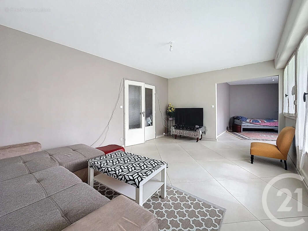 Appartement à QUETIGNY