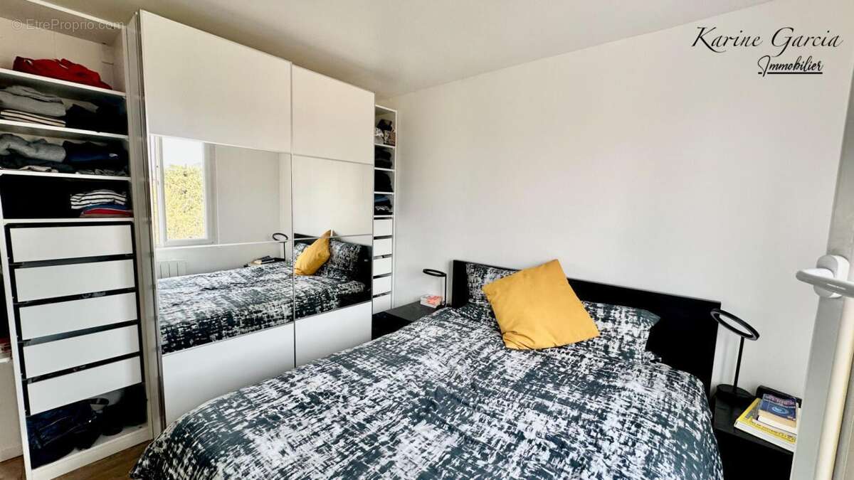 Appartement à SIX-FOURS-LES-PLAGES