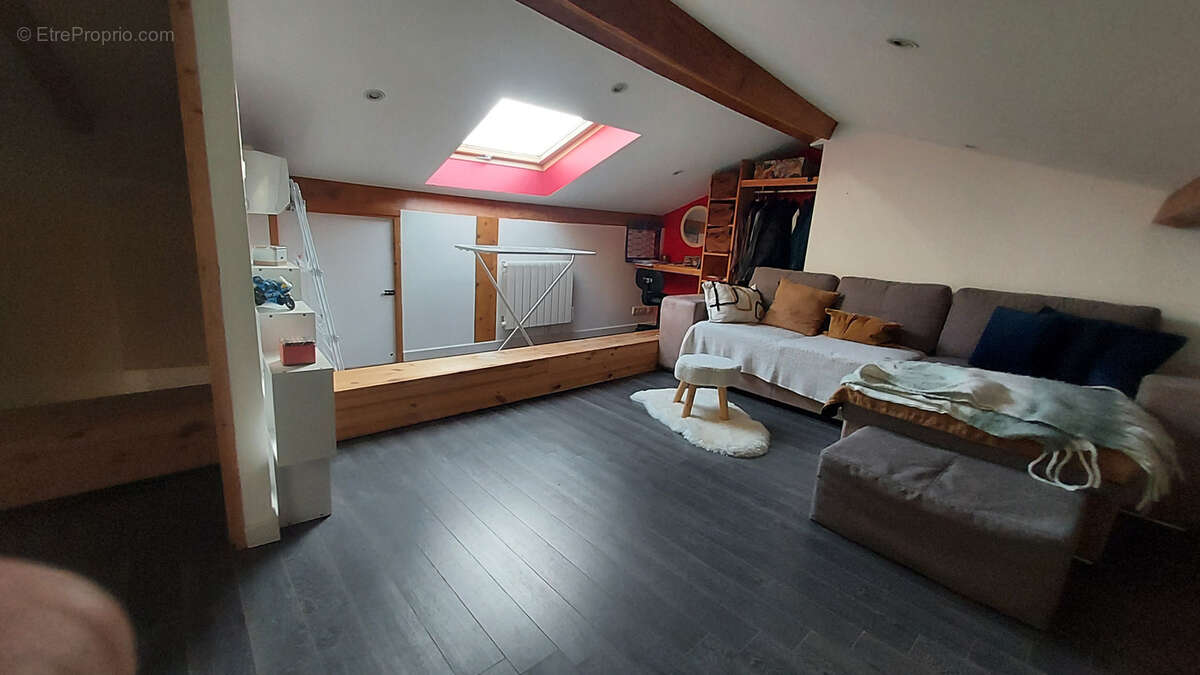 Maison à CINTEGABELLE