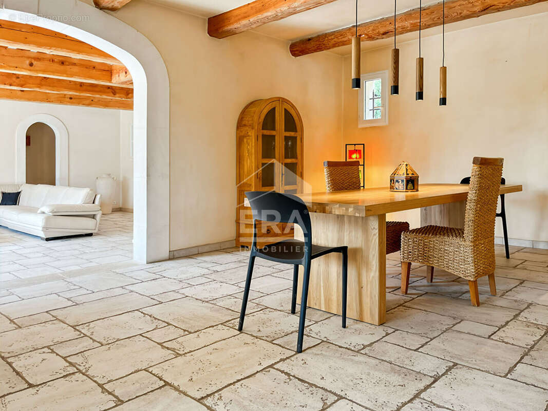 Maison à SAINT-REMY-DE-PROVENCE