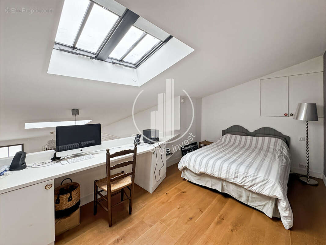 Maison à ASNIERES-SUR-SEINE