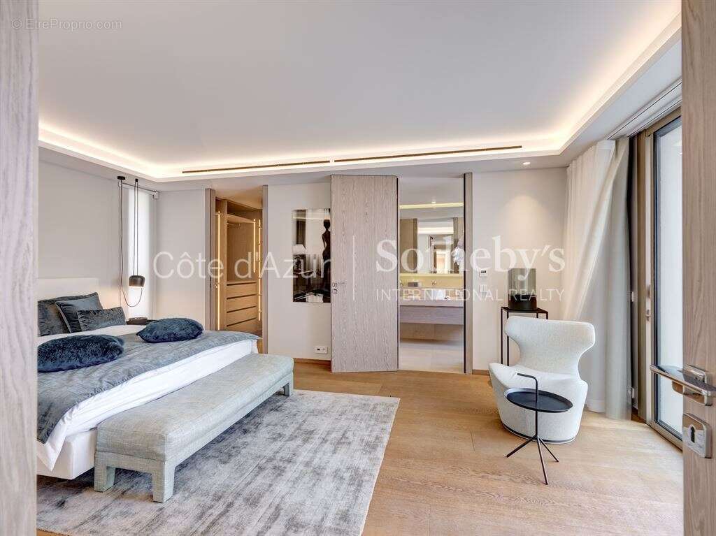 Maison à MOUGINS