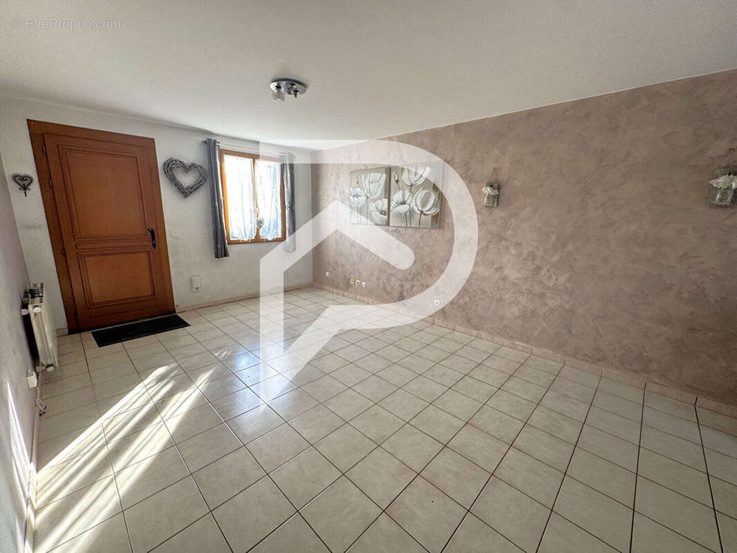 Maison à EZY-SUR-EURE