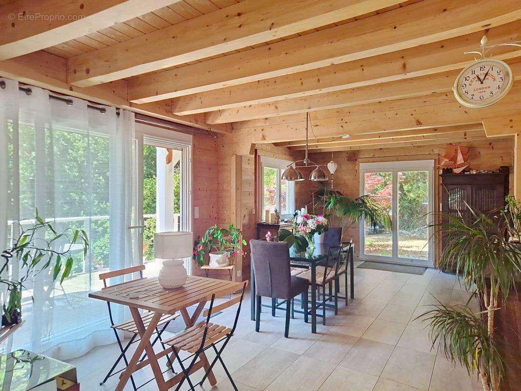 Maison 140 m² à Castillon  - photo 4