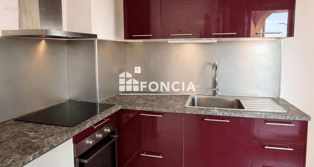 Appartement à HYERES