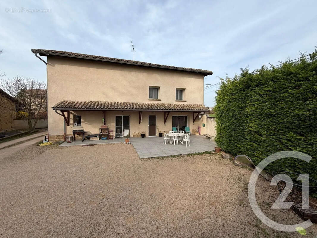 Maison à CHALEINS