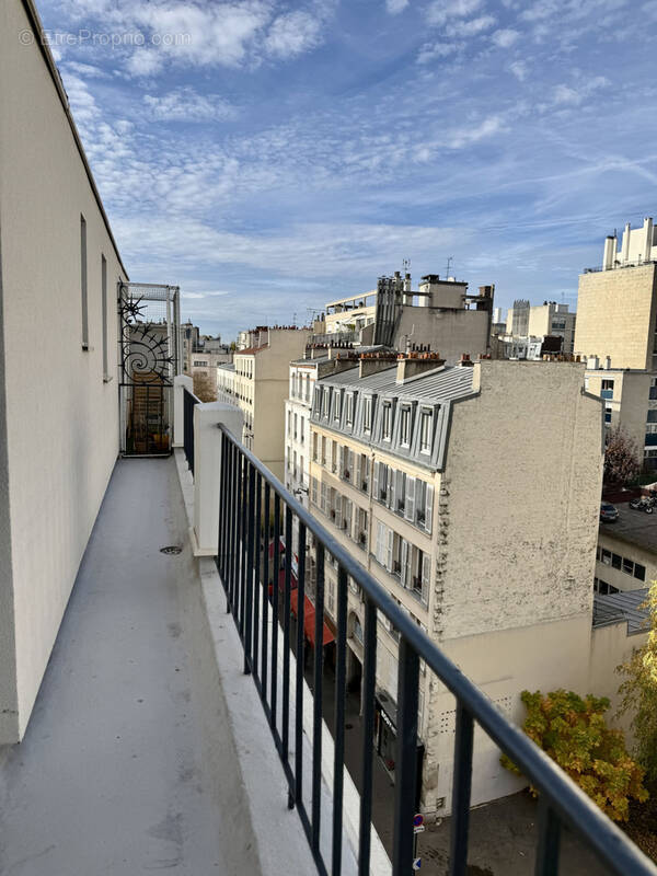 Appartement à PARIS-20E