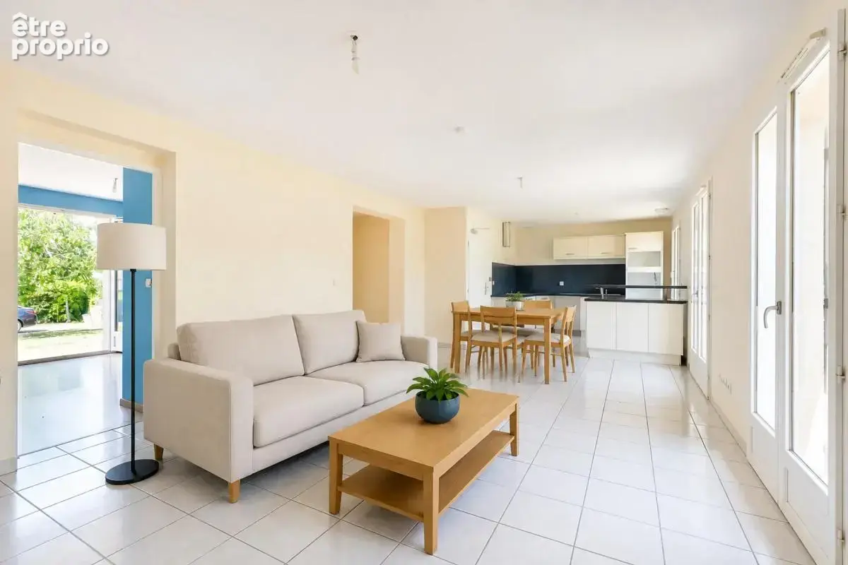 SEPTEUIL : Maison plain pied de 126m2 Habitables - 5 chambres - - photo 6
