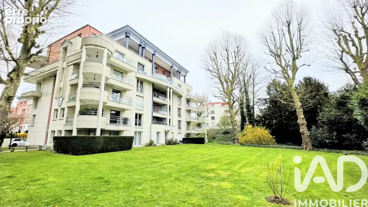 Photo 1 - Appartement à LAMBERSART