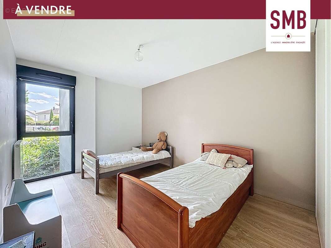 Appartement à LONS