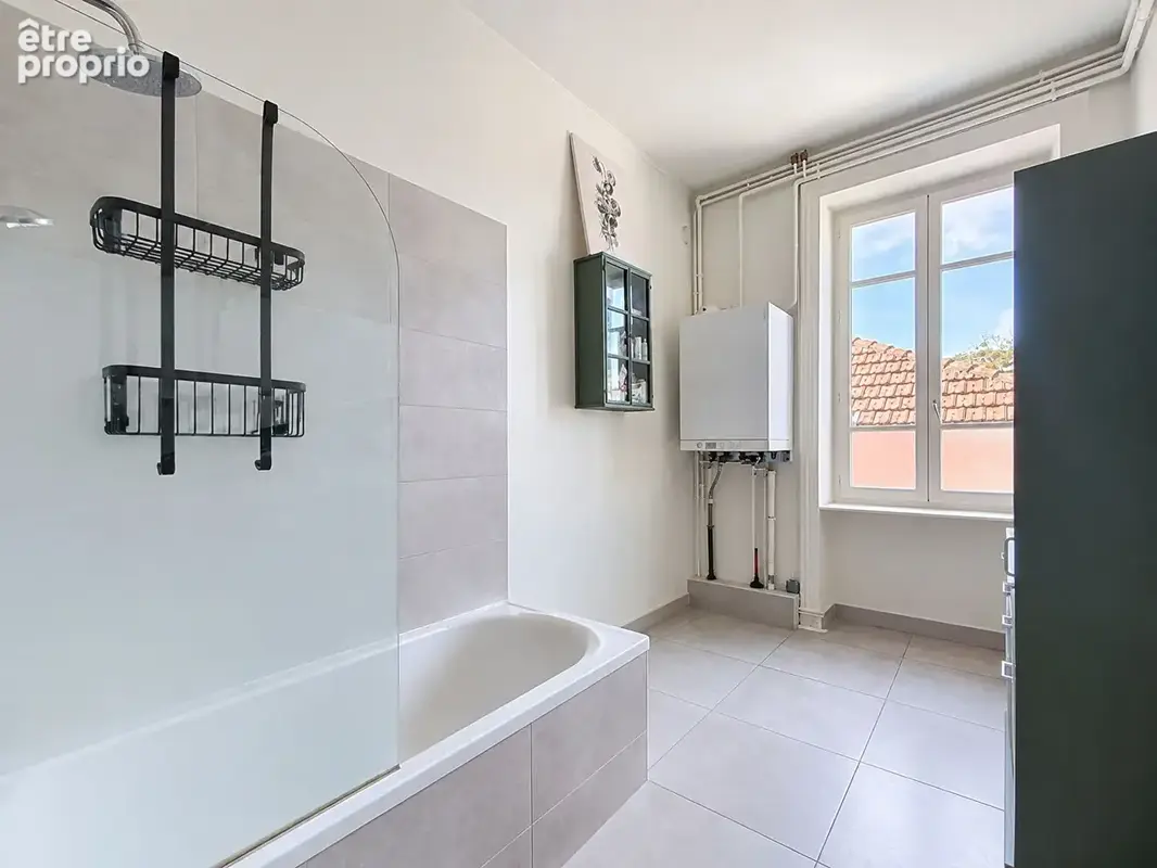 Bourg-en-bresse ? appartement de 161 m² ? 3 chambres ? balcon ? volumes exceptionnels - photo 11