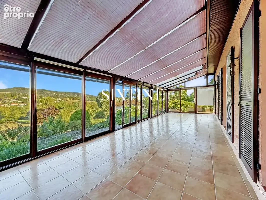 Maison 5 pièces 158 m² à vendre à Dommartin (69380) - photo 5
