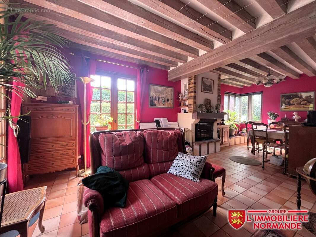 Maison à PACY-SUR-EURE