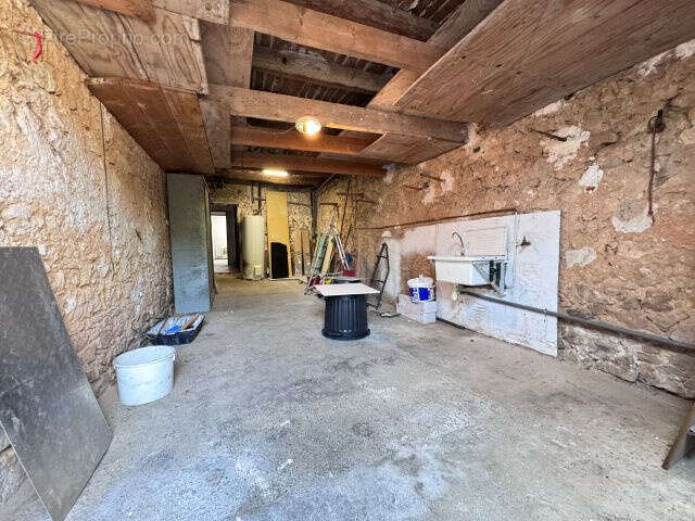 Maison à PEYROLLES-EN-PROVENCE