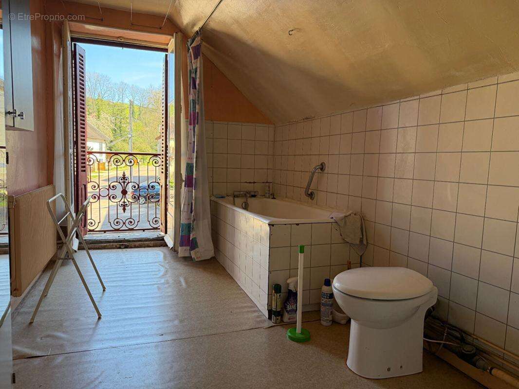 Maison ancienne 6 pièces 127 m² avec courrette de 30 m2 devant - photo 9