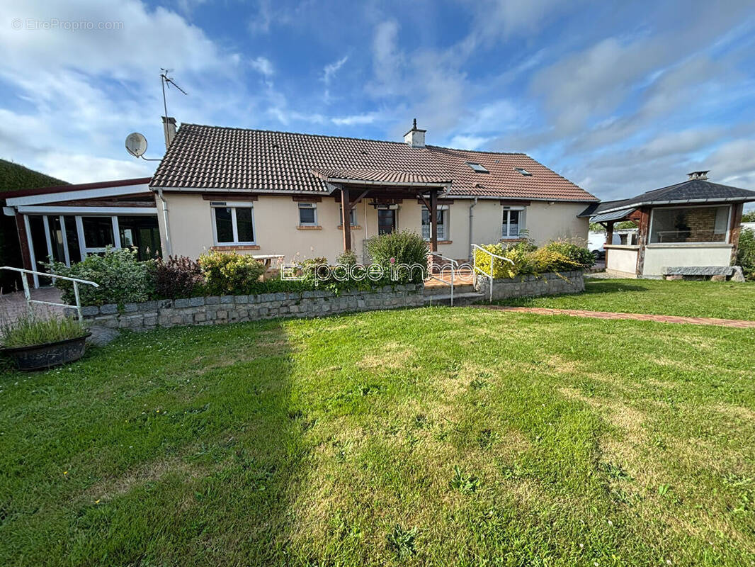 Maison à GRUGNY