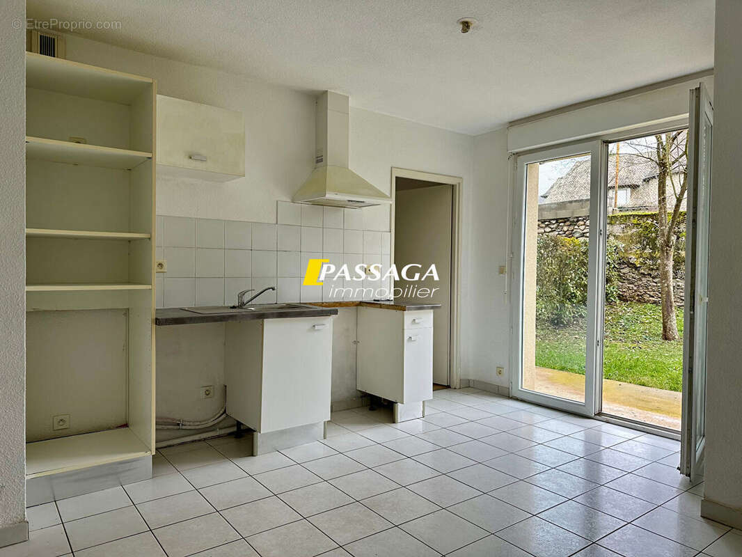 Appartement à SAINT-GENIEZ-D'OLT