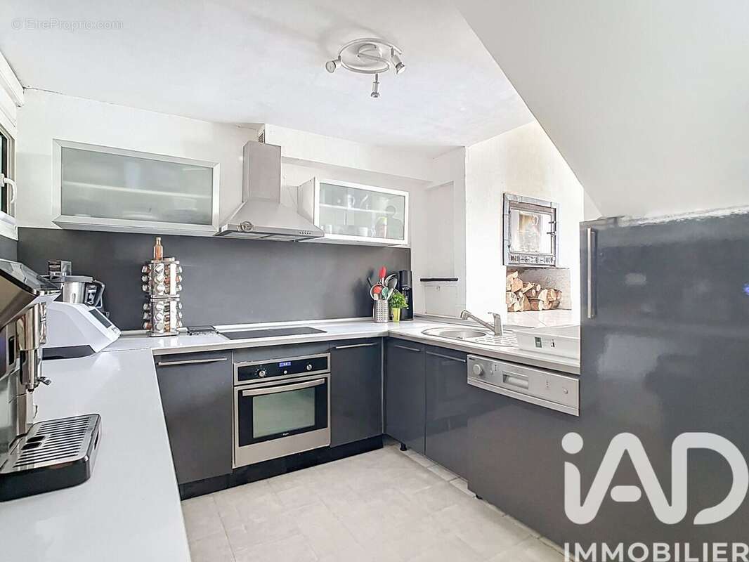 Photo 4 - Maison à SAVIGNY-LE-TEMPLE