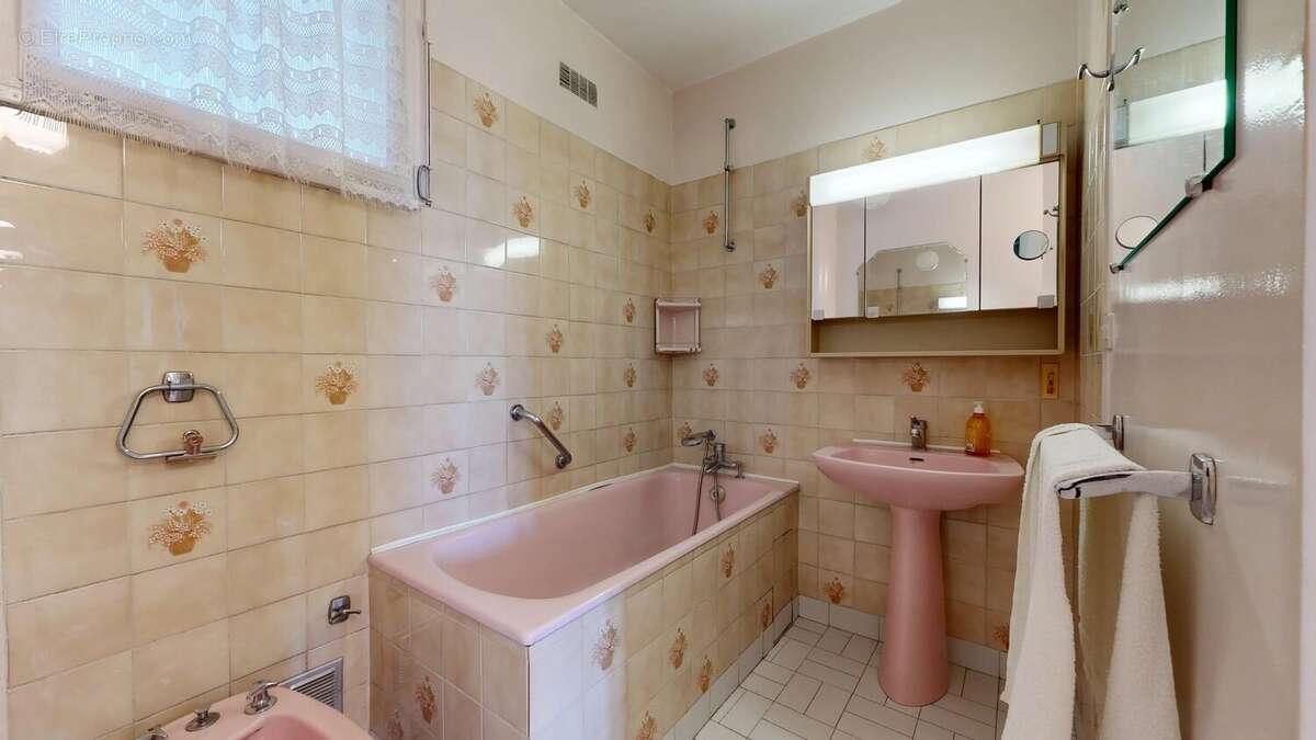 Appartement 116 m² à Gagny  - photo 14