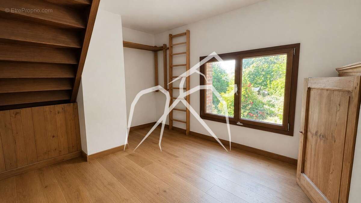 Demeure de charme 10 pièces  Clères  250 m² + Grenier à foin aménageable de 50 m² - photo 13