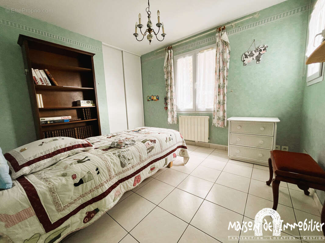 Maison à MESCHERS-SUR-GIRONDE