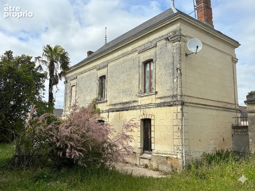 Maison à MONTREUIL-BELLAY