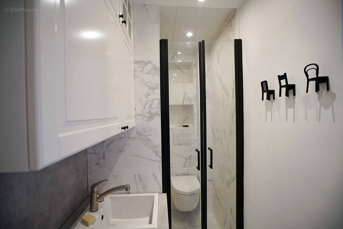 Appartement à PARIS-17E