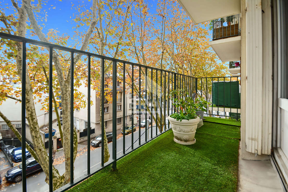 Appartement à ISSY-LES-MOULINEAUX