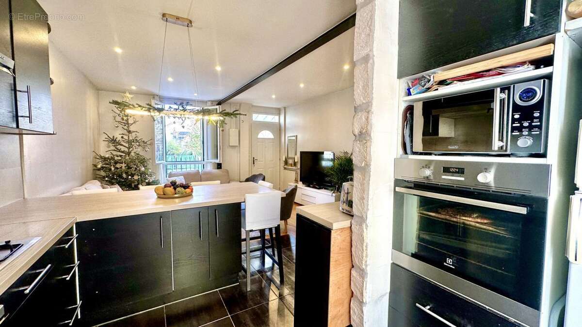 Maison à CHOISY-LE-ROI