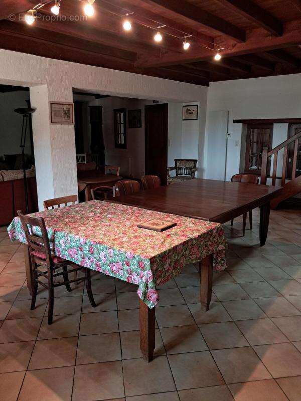 Maison à BOST