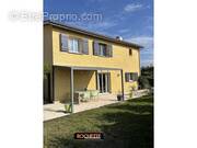 Maison à SAINTE-FOY-LES-LYON