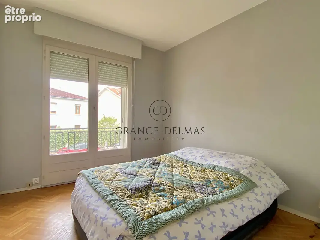 Appartement  DARCHAND avec ascenseur et garage - CAUDERAN CENTRE - photo 8