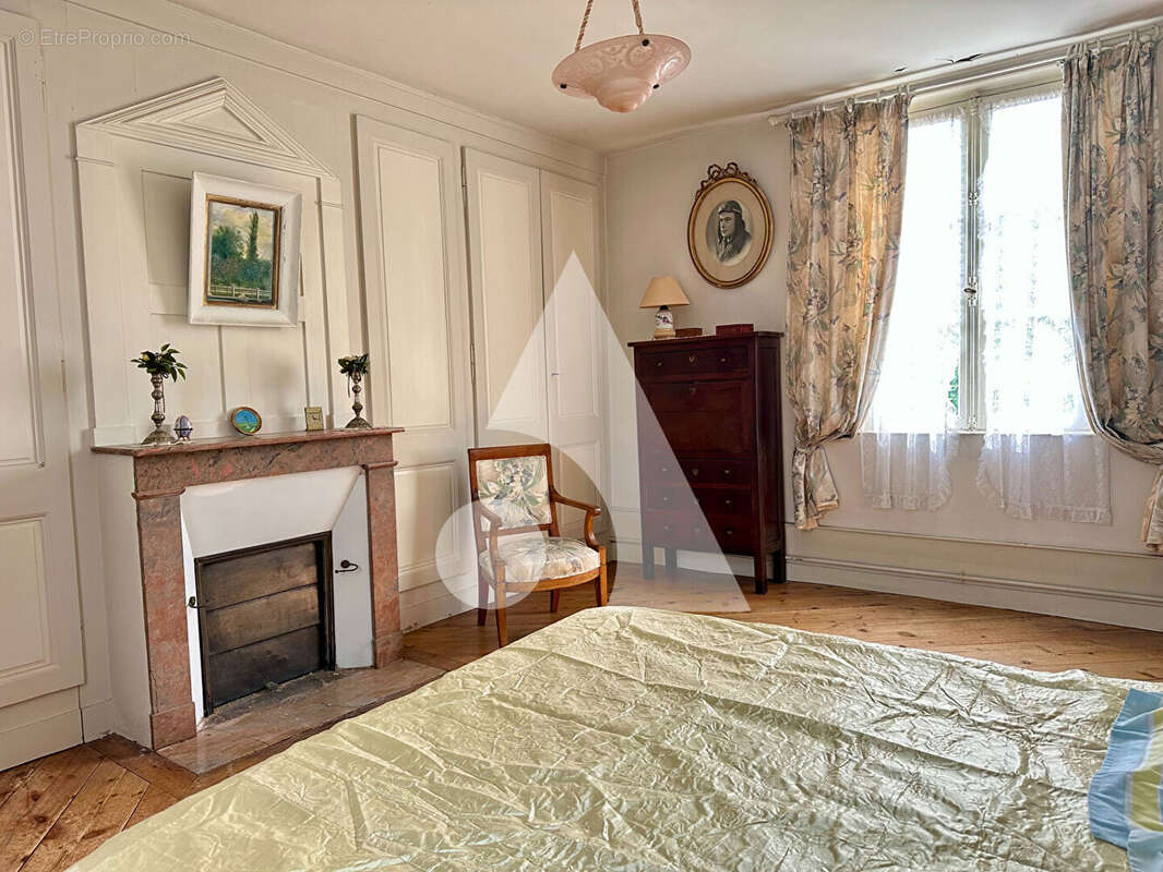 Maison à HONDOUVILLE