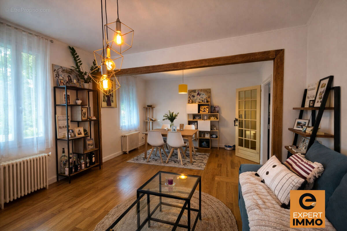 Maison à CHALETTE-SUR-LOING