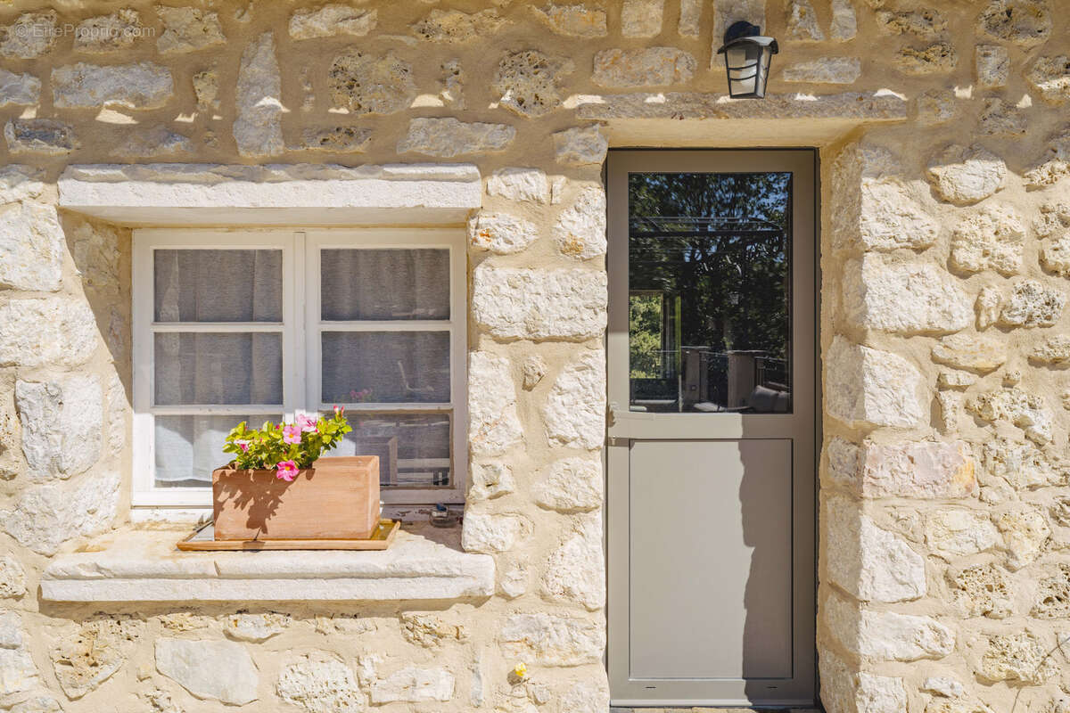 Maison à MOUGINS