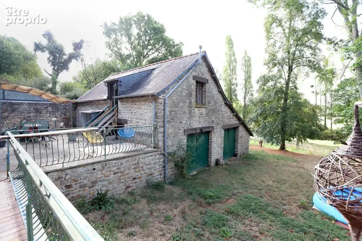 Maison de 9 pièces de 183 m² à Saint-Aubin-du-Cormier - photo 21
