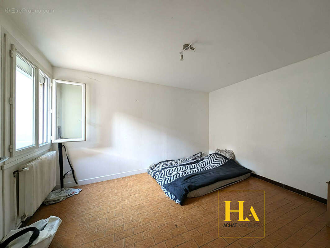 Appartement à ROMANS-SUR-ISERE