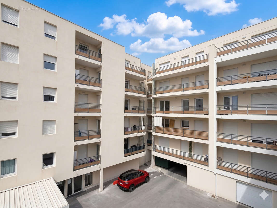 Vue panoramique et sérénité au dernier étage - photo 2